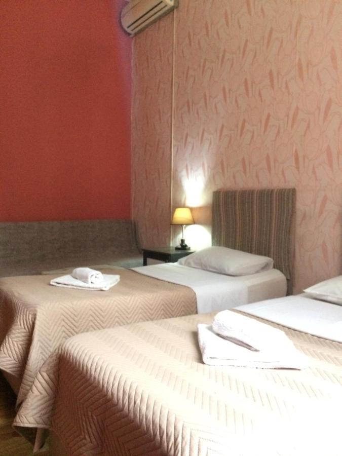 Hotel Albatros Batumi Exteriör bild
