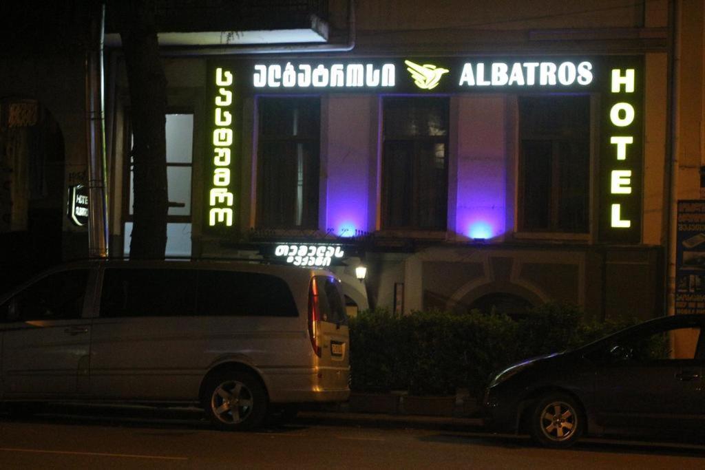 Hotel Albatros Batumi Exteriör bild